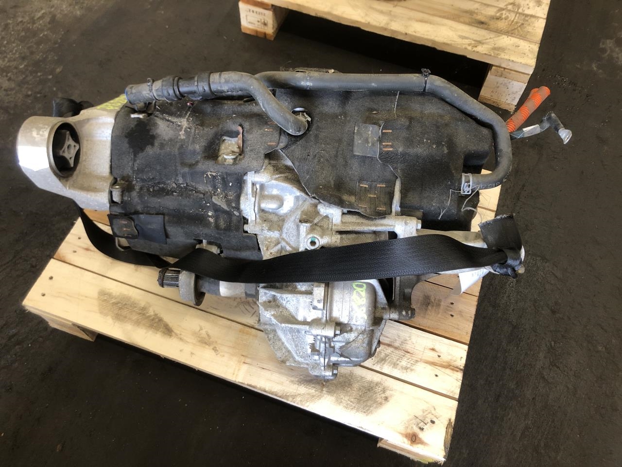 Tesla Model S, 2013-2016 (Fase 1)(|1035050-00-D)