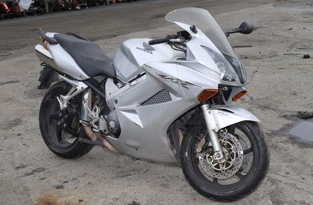 Honda vfr800 2002