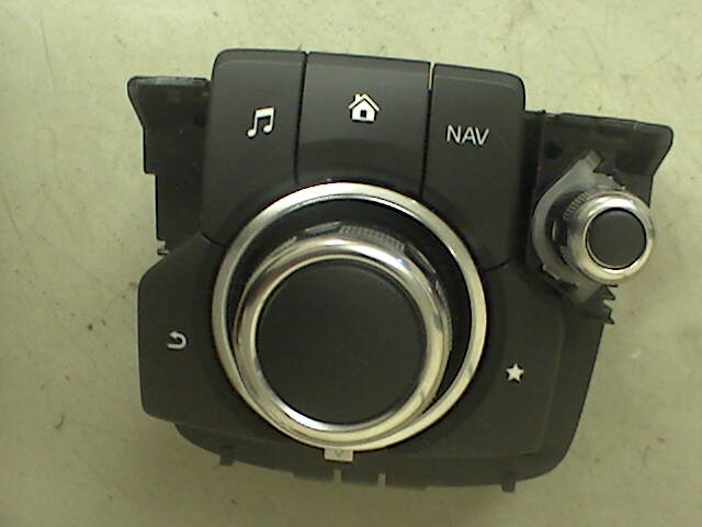 Deler med originalt delenummer GMJ6 66 CM0 A Bryter instrument lys til Mazda 6 | Autoparts24