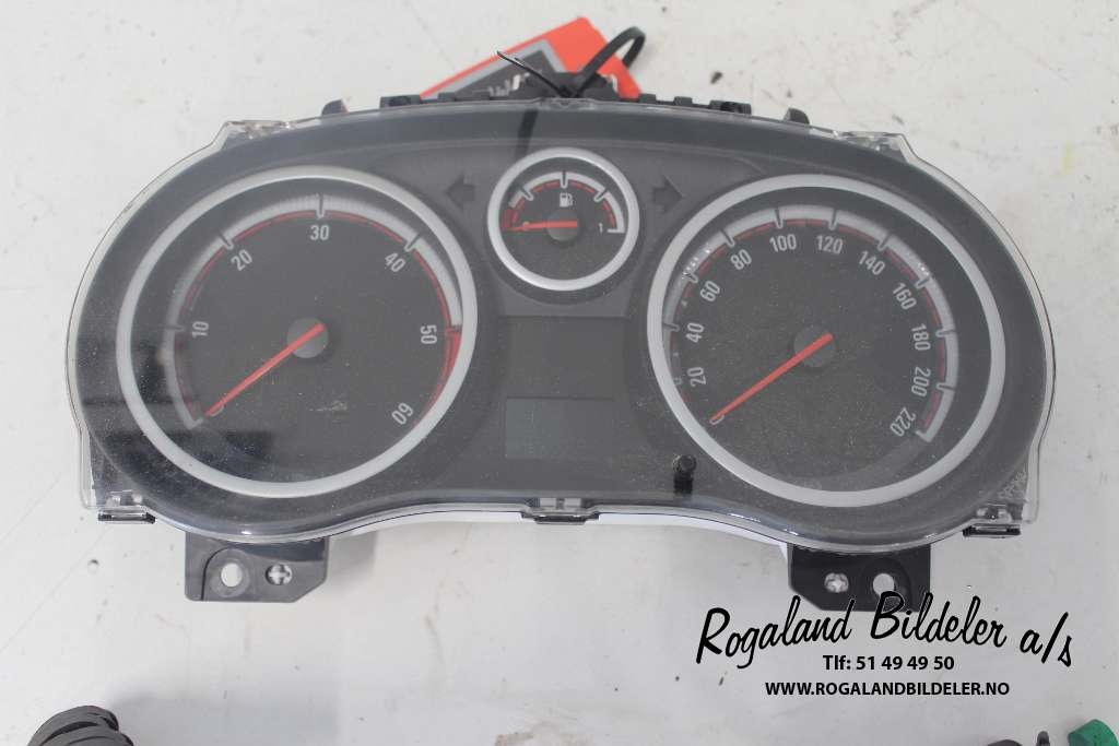 INSTRUMENTPANEL til OPEL CORSA D, 2006 2014 Instrument cluster Opel Corsa D 2006 2014 P0013264267