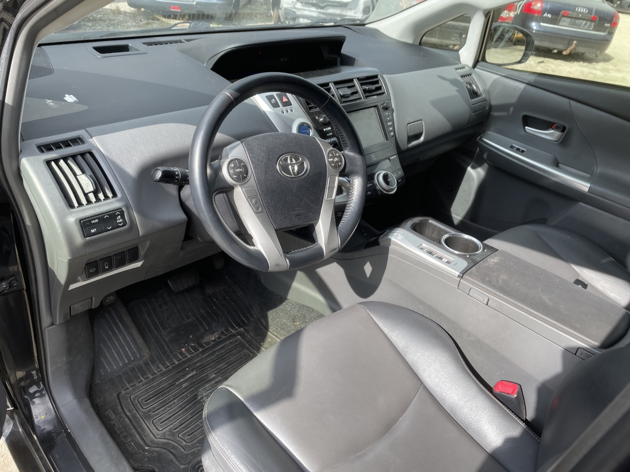 Toyota Prius +7 2012-2020 (STV, Type III) (STV), Motorkode: 2ZR-FXE