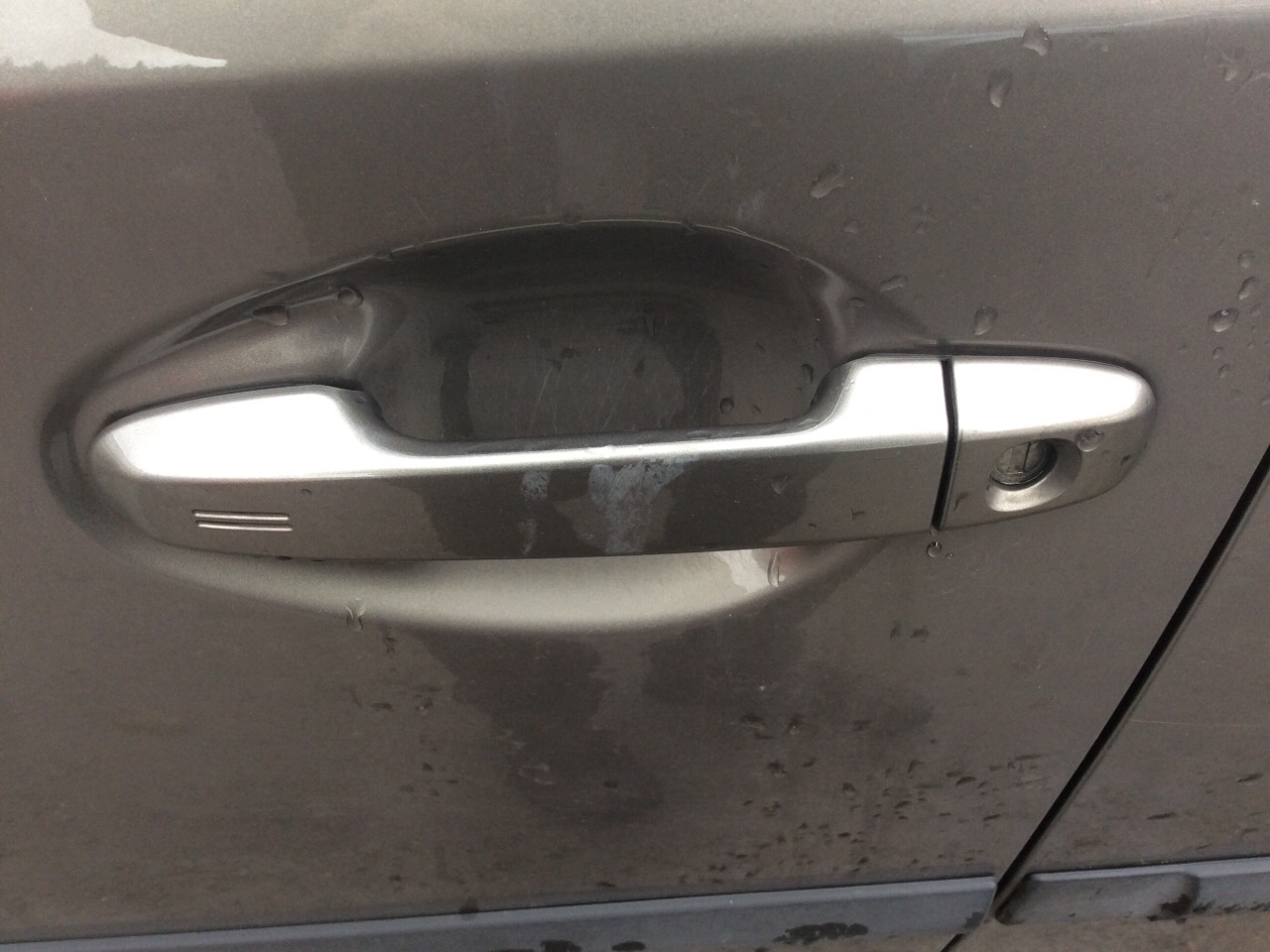Dørhåndtak utv venstre foran til Toyota Auris, 2015-2019 (Type II, Fase 2)  