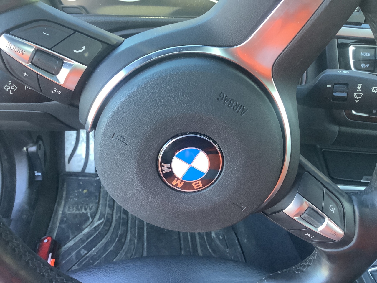 Airbag rattpute til BMW 4-Serie, 2013->> (F32/F33/F36) (F32/F33/F36) (32 30 8 092 206|33784579703)