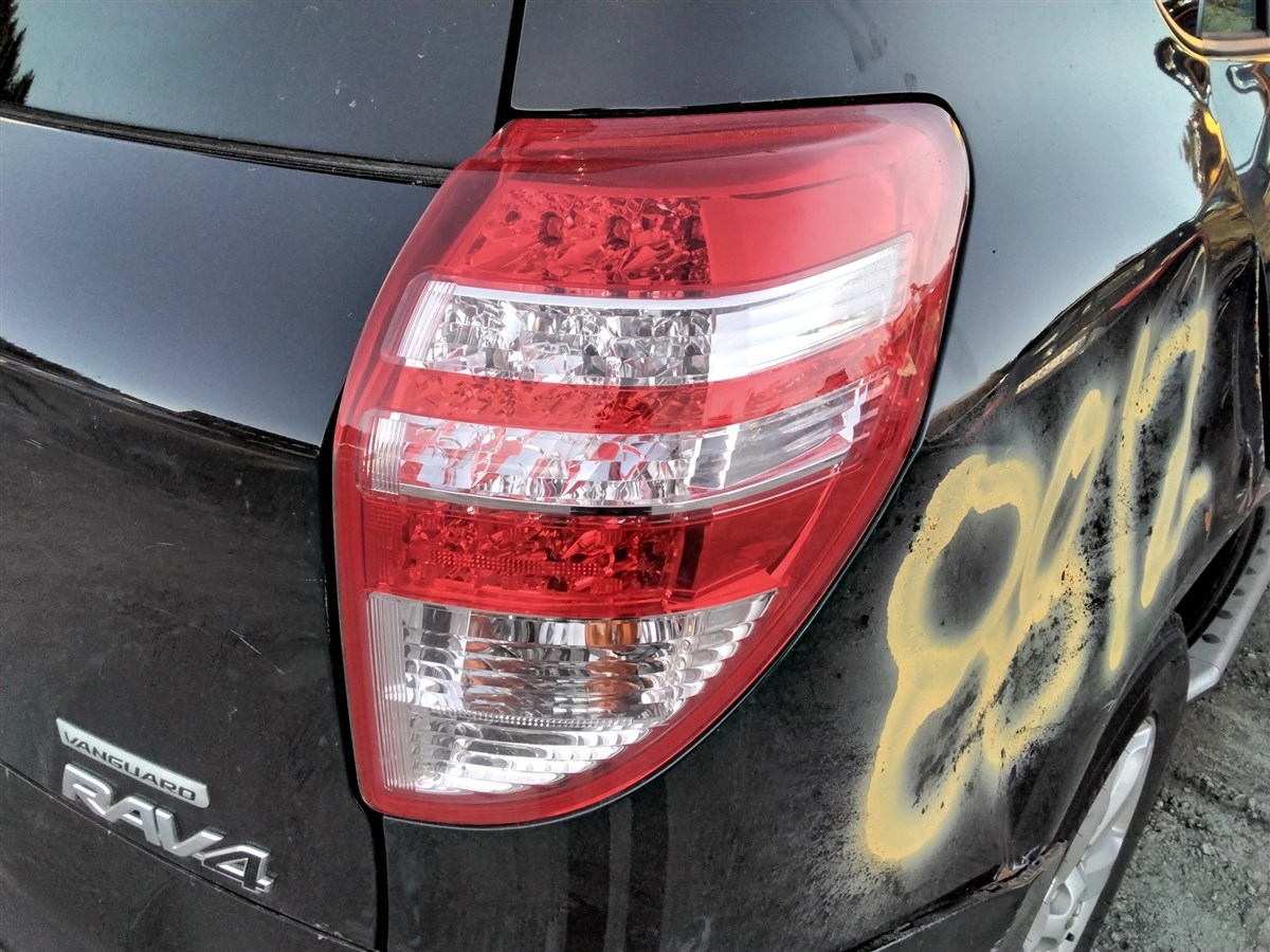 Baklykt høyre til Toyota RAV4, 2009-2013 (Type III, Fase 2)   