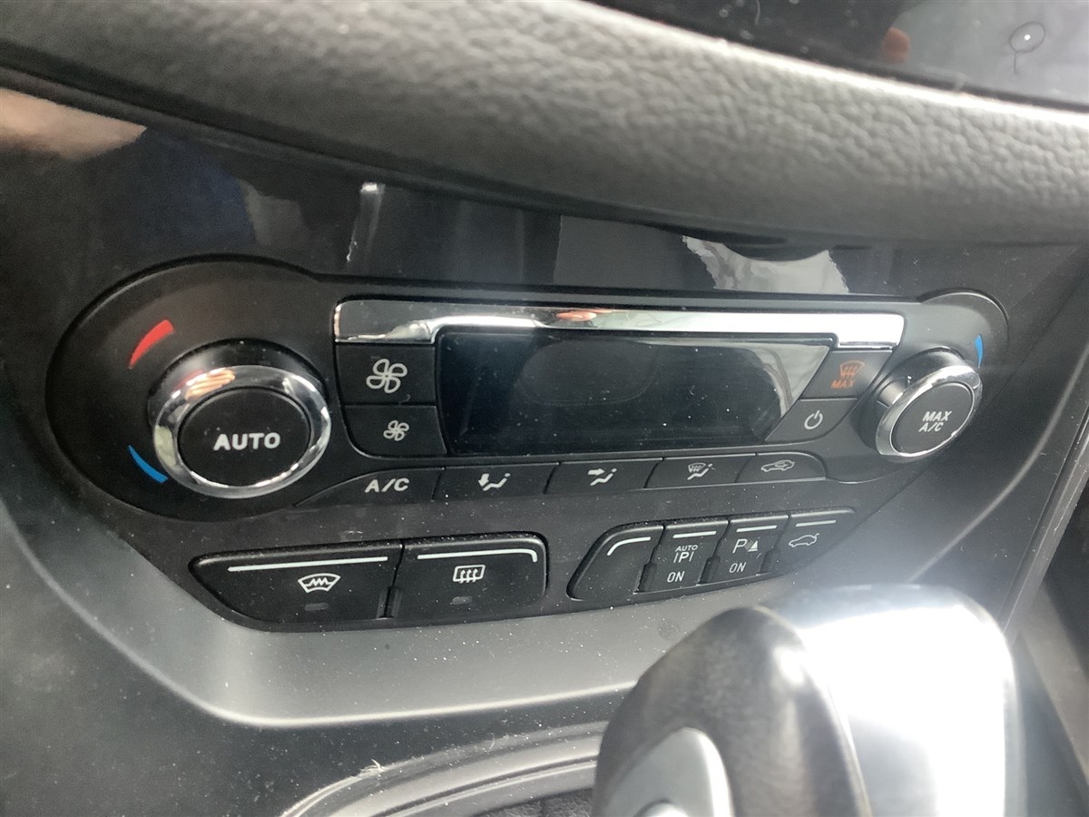 Varmeapparat betjening til Ford Kuga, 2013-2019  
