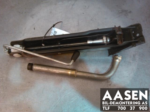 Jekk original til Mercedes ML, 1997-2005 (W163)
