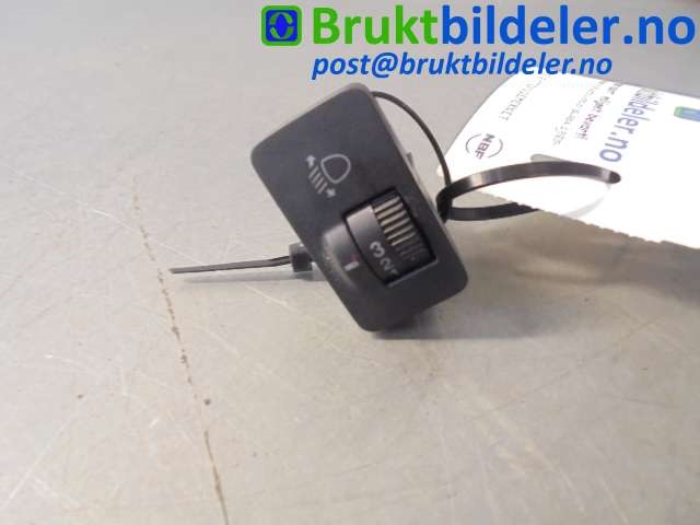 Frontlykter til Honda FR-V, 2002-2007