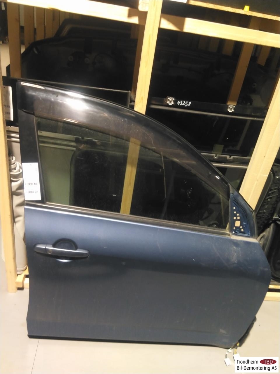 Dør høyre foran til Toyota RAV4, 20062009 (Type III, Fase 1