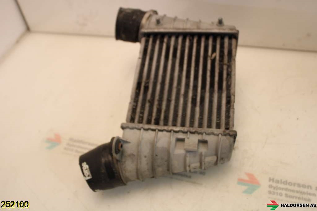 Intercooler til Audi A3, 19962003 (Type I) (A 8L9 145 805 HA 8L9 145