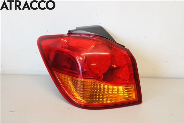 Baklykt venstre til Mitsubishi ASX, 2010-2019 (8330A689), Girkode: Manuell